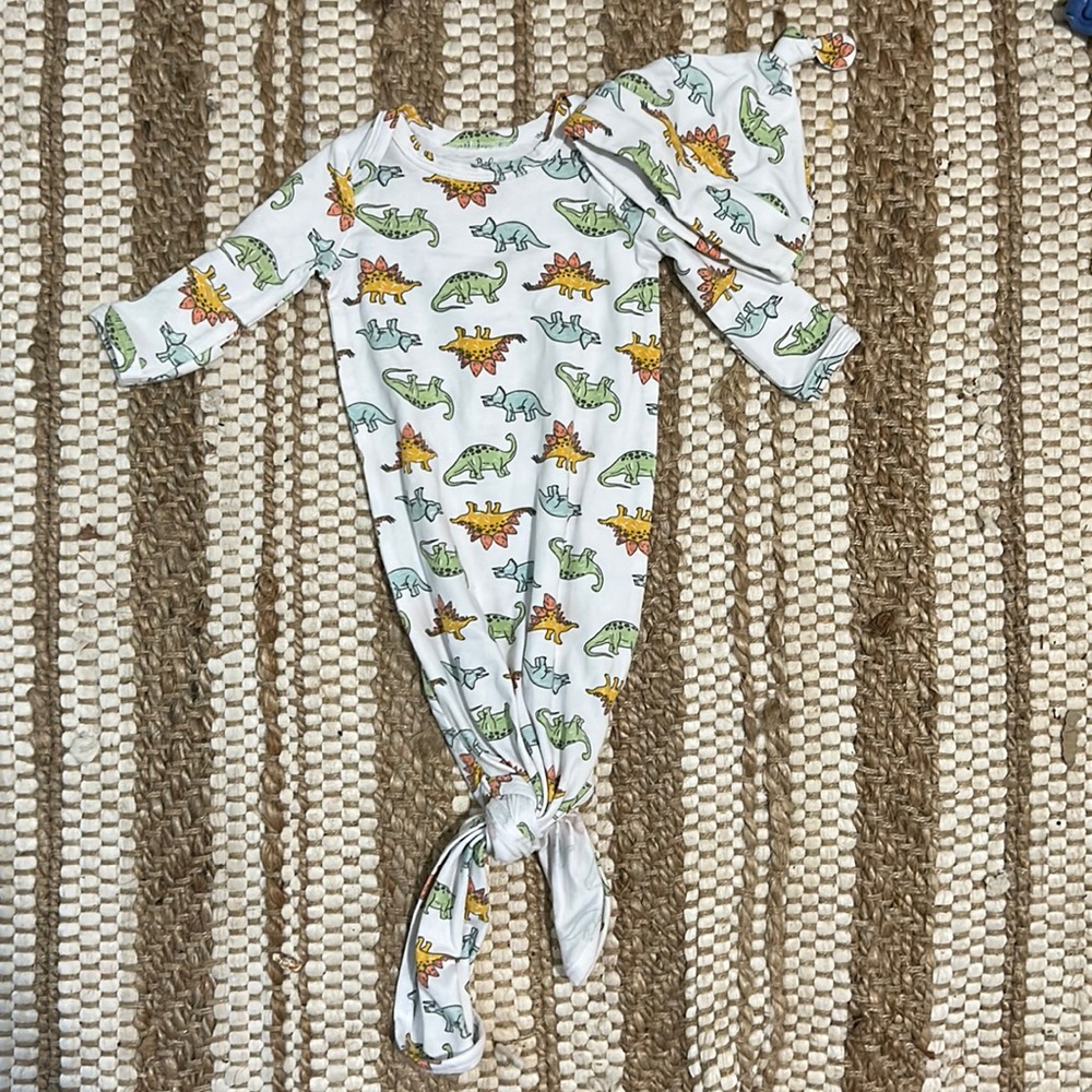 3m baby gown with hat